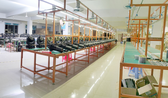 Производитель сверхъярких светодиодных панелей с мягкими панелями